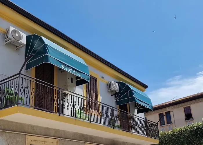 Elisa Oda ve Kahvaltı Crotone